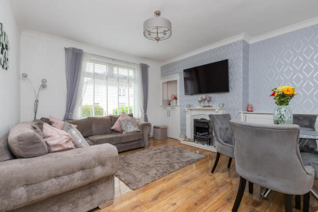 27 dunlop st linwood, pa3 3al-1