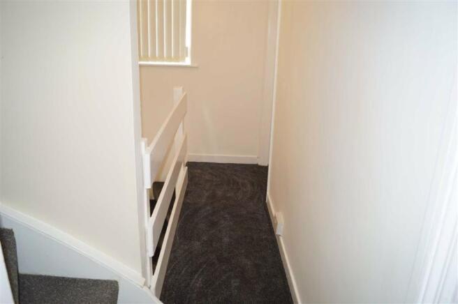 STAIRS/LANDING