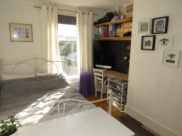 Photo 8