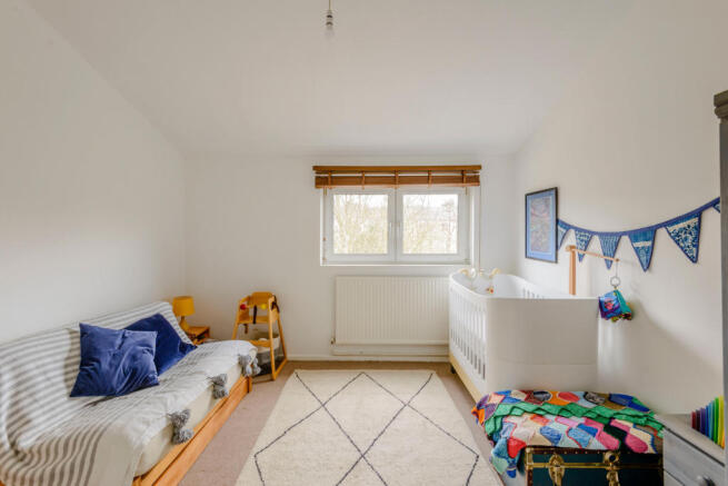8412086-interior13-800