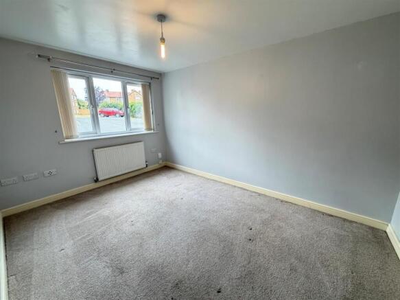 3 bed End of Terrace to rent Image 6