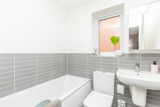 Main Bathroom