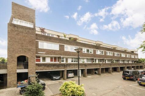 Justin Close, Chiswick