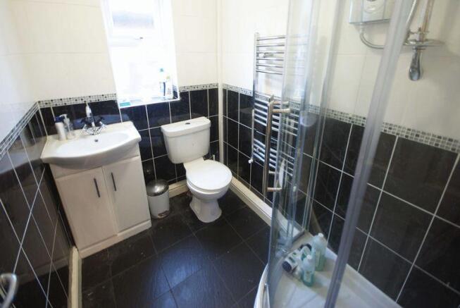 Shower Room / WC
