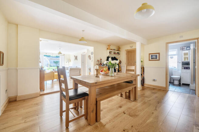 1356936-8-68cd3a8...