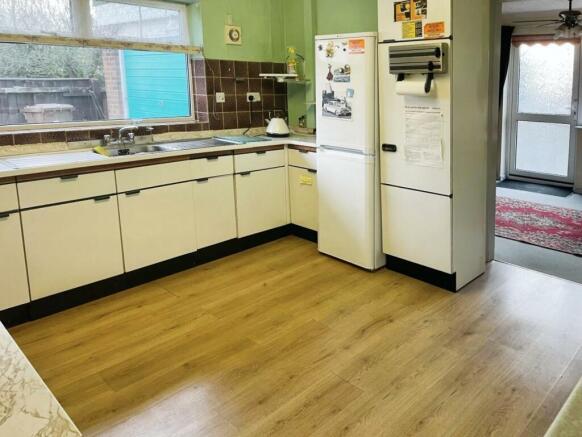 b443a65f-kitchen 202.jpg