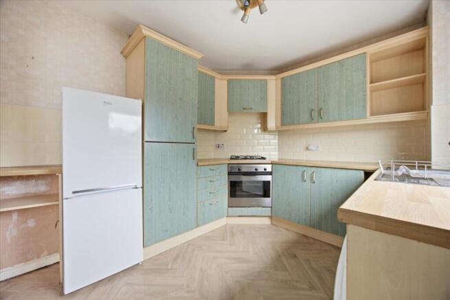 14-23_CLARINDA_COURT_KIRKINTILLOCH_014.jpg