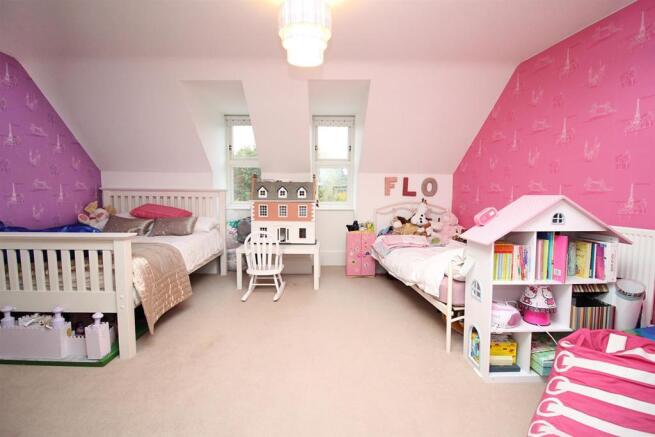 Bedroom 2.JPG