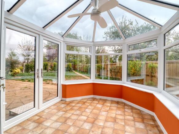 Conservatory EweMove Swindon South