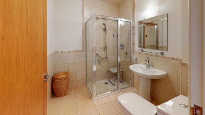 17-Gargrave-House-Bathroom.jpg