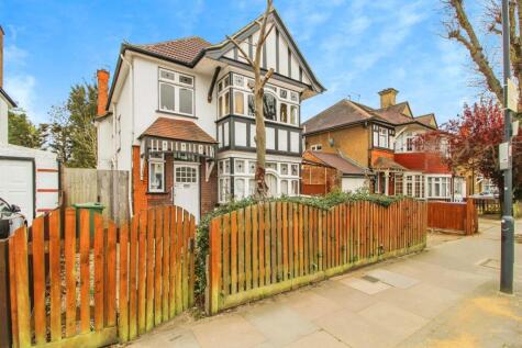 Northwick Avenue, Harrow, HA3