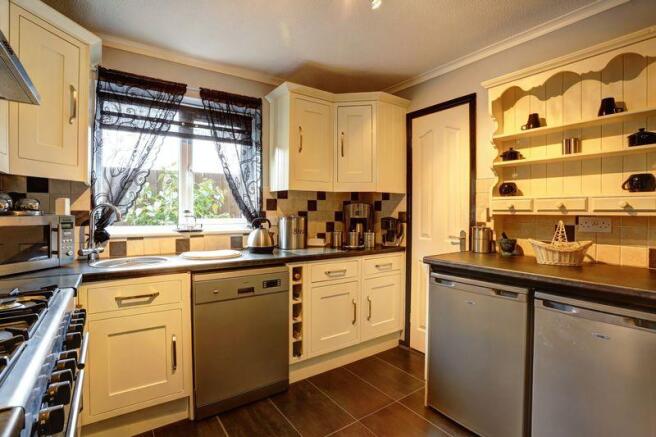 Fitted Kitchen