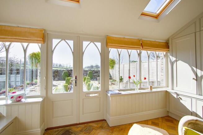 2 bed House for sale Image 4