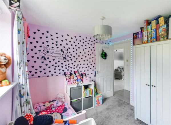 Bedroom 1_Pic_ (5).jpg