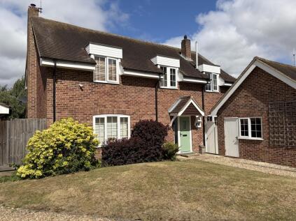 Sowbury Park, Newbury, RG20