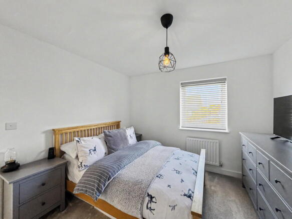 3 bed Semi-Detached for sale Image 10