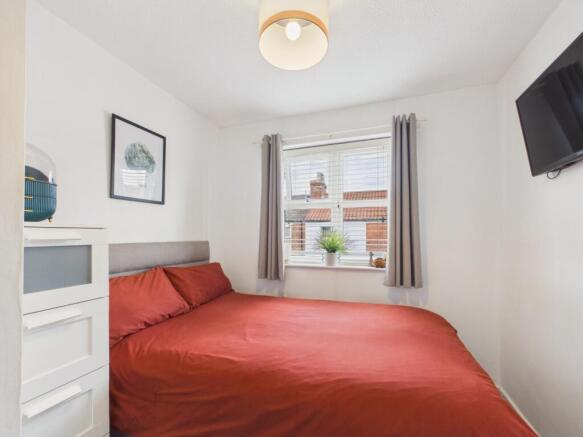 2 bed Apartment for sale Image 8