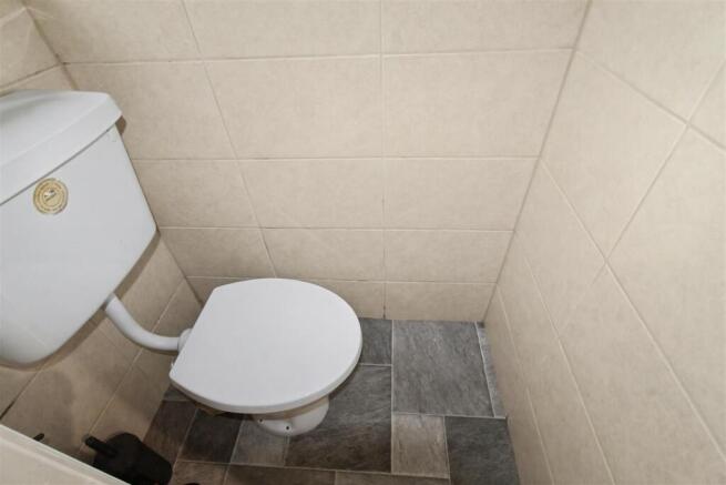 downstairs wc.jpeg