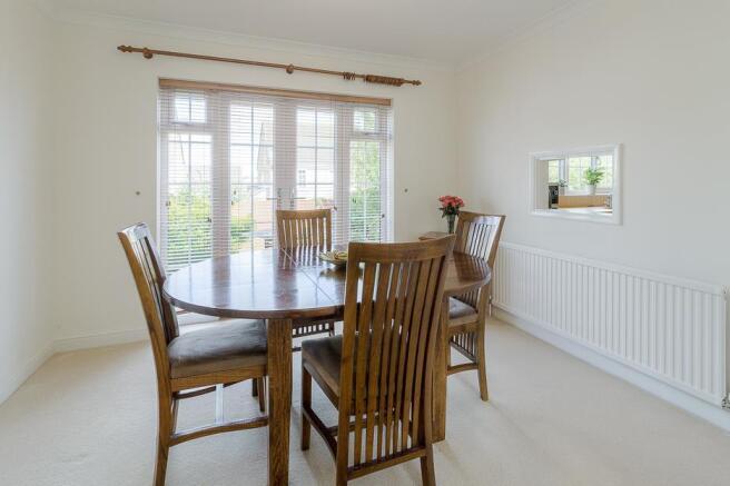 Dining Room.jpg
