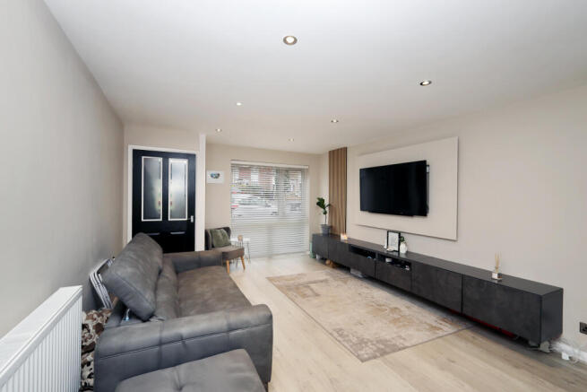 through living room.JPG