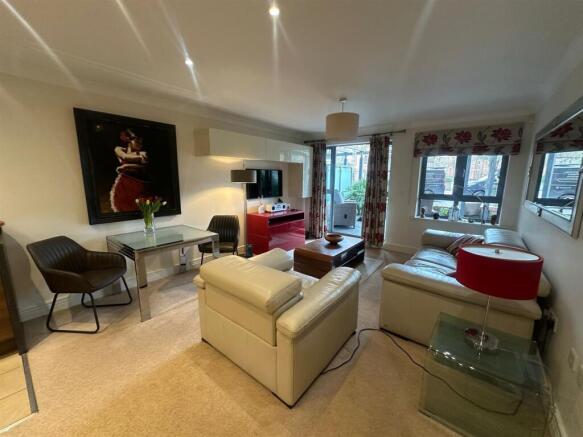 WhatsApp Image 2025-03-24 at 9.50.27 AM (2).jpeg