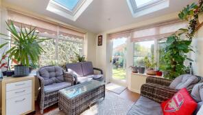 4, Cleeve Crescent, Milton Keynes MK3 6LL