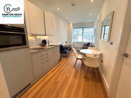Flat 28, 219 Atria House, Bath Road, Slough SL1 4BF