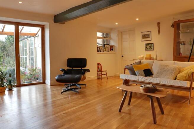 Sitting Room (2)