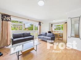 18, Arundel Court, Slough SL3 7NP