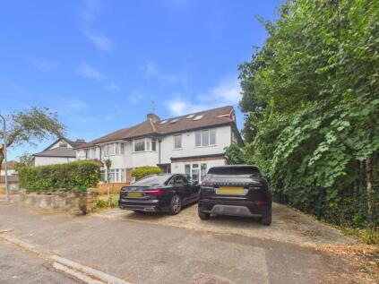 Parkland Avenue, Langley, Berkshire, SL3