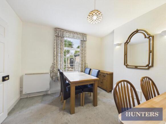 3 bed House for sale Image 4