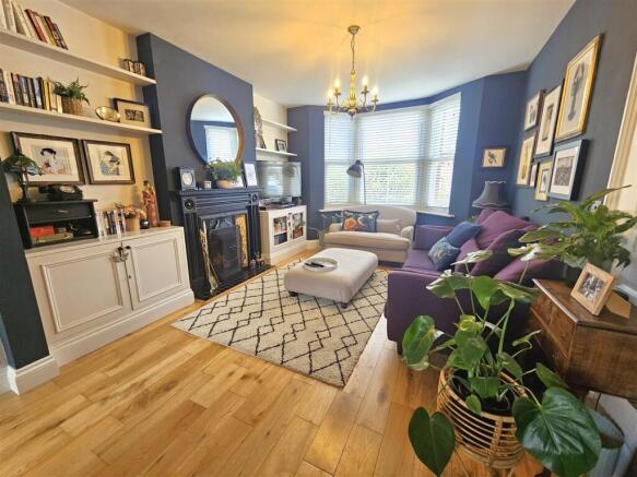 Living Room.jpg