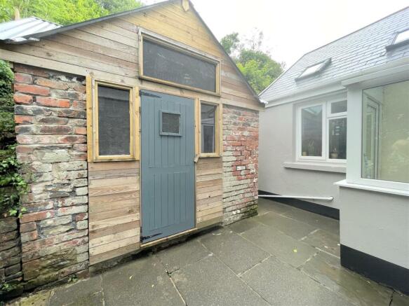Garden shed