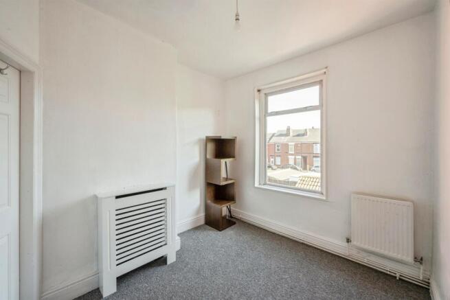 2 bed Terraced for sale Image 12