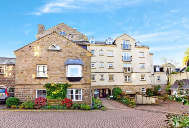 2 bed Flat for sale Image 7