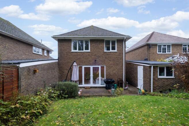 Blenheim Avenue, Faversham, Kent, ME13 photo 4