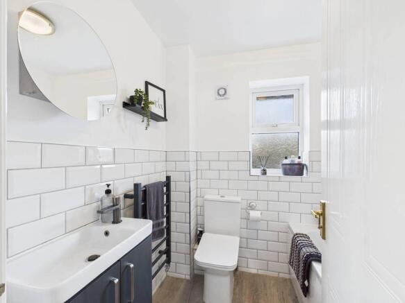 3 bed Detached for sale Image 5