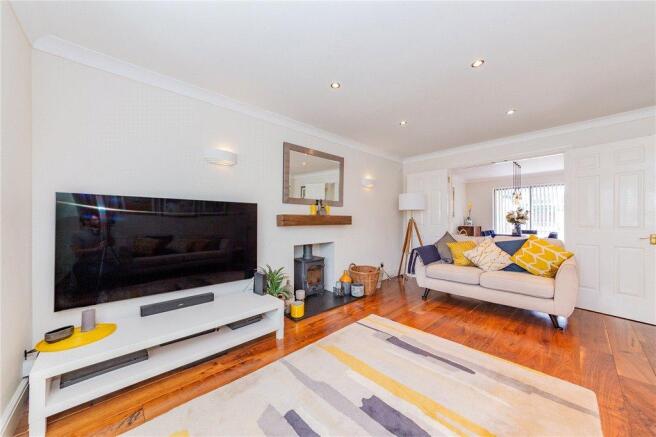 Living Room (3)