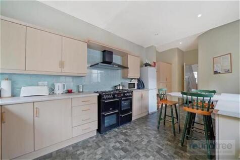 Egerton Gardens, Hendon NW4