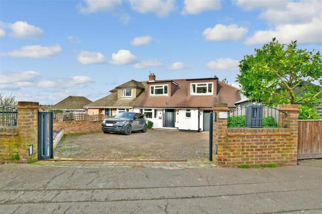 Driveway/Parking