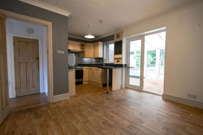 Edward Avenue, Bishopstoke, SO50 photo 4