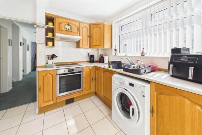 3 bed Bungalow for sale Image 5