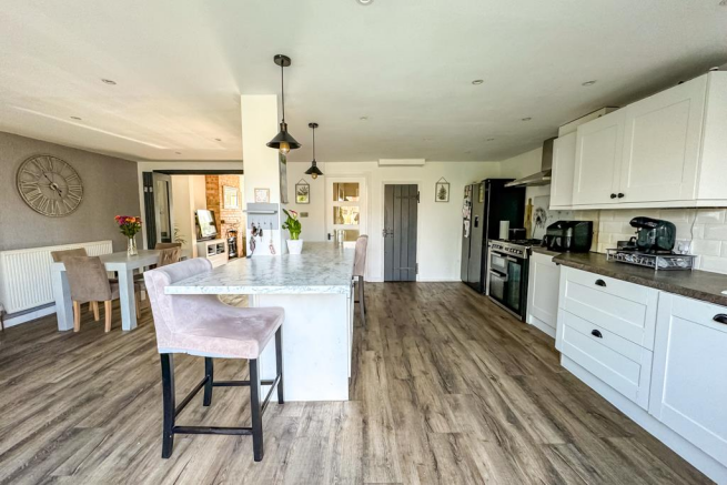Kitchen/Family Room