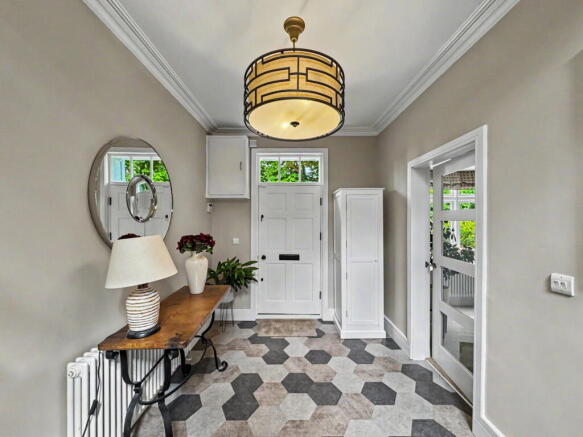 4 bed Detached for sale Image 4