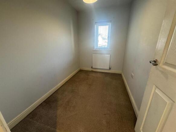 3 bed Semi-Detached for sale Image 12