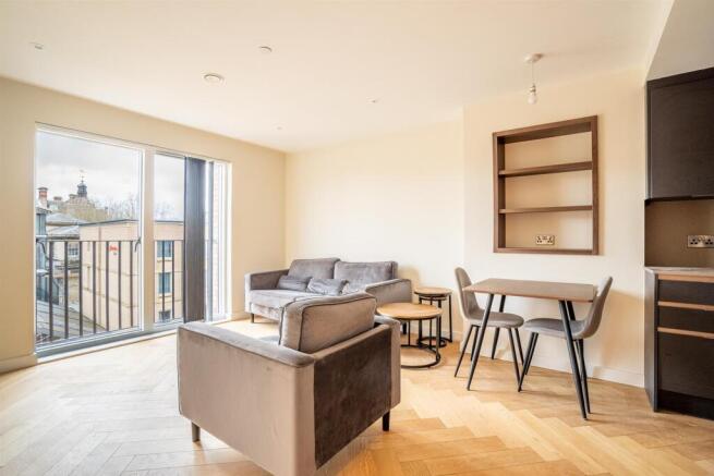 1 bed Flat to rent Image 9