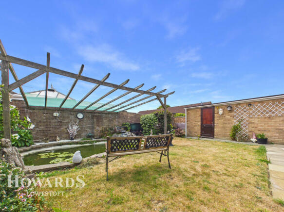 Windermere Park, Lowestoft photo 4