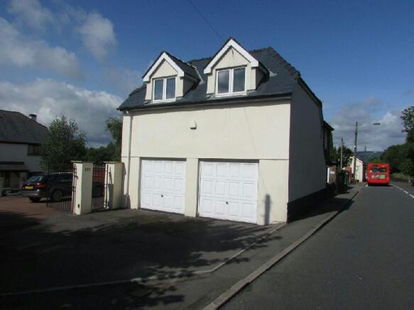 Detached Garage