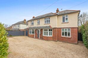270, Main Road, High Wycombe HP14 4RX