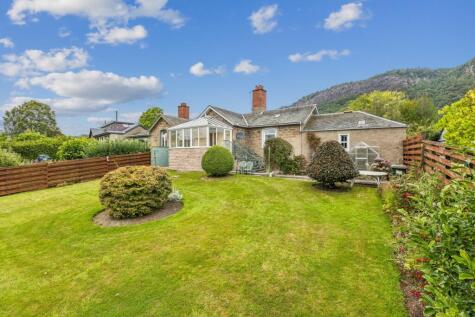 Walnut Grove, Kinfauns, Perth, PH2